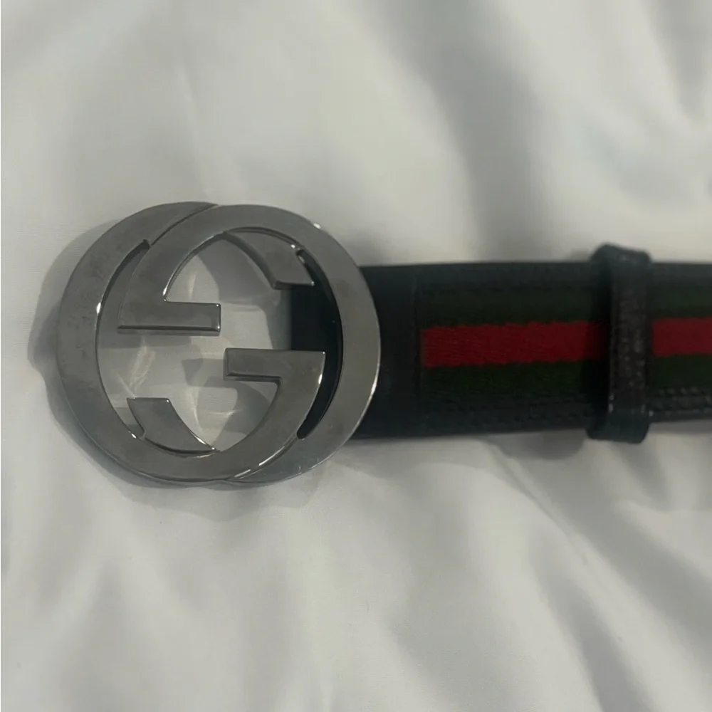 Gucci belt with classic green & Red Stripe